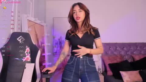 linda_caroline online show from March 5, 11:16 pm