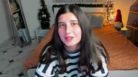 Linda online show from December 28, 7:22 pm
