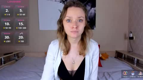 Snapshot of lindaeva chatting on September 17, 9:02 am Linda online show from September 17, 9:02 am