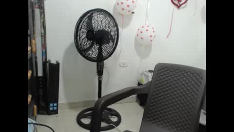 Lipsy online show from February 17, 9:03 am