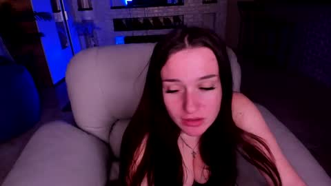 Snapshot of lisa_elfy chatting on March 6, 10:41 am lisa_elfy online show from March 6, 10:41 am