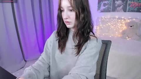 Snapshot of lissameoww chatting on September 17, 8:29 am lissameoww online show from September 17, 8:29 am