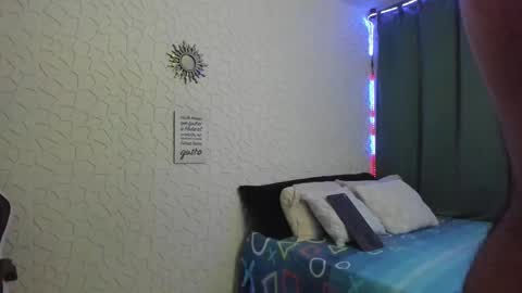 Snapshot of litoxxx_cass chatting on January 17, 12:20 am litoxxx_cass online show from January 17, 12:20 am