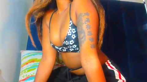 Snapshot of little_africa chatting on February 4, 2:21 pm little_africa online show from February 4, 2:21 pm