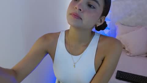 Snapshot of little_liaflame chatting on September 23, 3:06 pm Lia online show from September 23, 3:06 pm