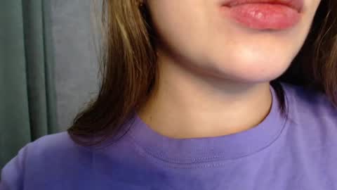 Snapshot of little_mia__ chatting on February 1, 8:26 pm Mia Im online every day 1530 PM in New York 2030 PM in London online show from February 1, 8:26 pm