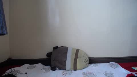 Snapshot of littlesandie chatting on February 5, 4:59 am littlesandie online show from February 5, 4:59 am