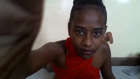 Snapshot of littlesandie chatting on February 26, 12:05 pm littlesandie online show from February 26, 12:05 pm