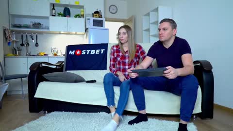 Little Tifany online show from December 24, 9:17 am