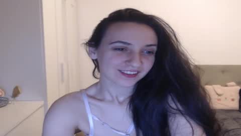 Lizzy Palmer online show from February 7, 3:45 am