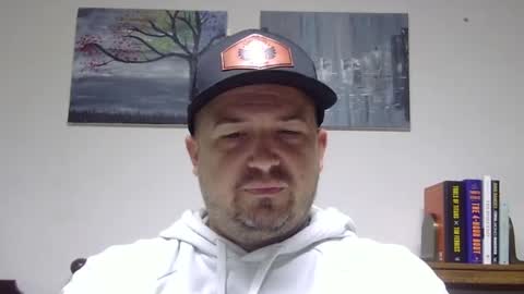 Snapshot of lj345689 chatting on February 14, 2:18 am lj345689 online show from February 14, 2:18 am