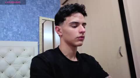 logan madoox online show from September 9, 7:25 pm