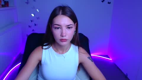 Snapshot of lola_looo chatting on September 22, 11:47 am Daniel online show from September 22, 11:47 am