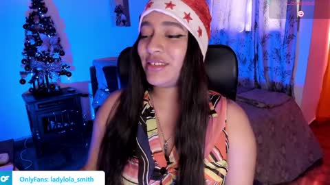 lolaasmith_21 online show from December 22, 2:27 pm