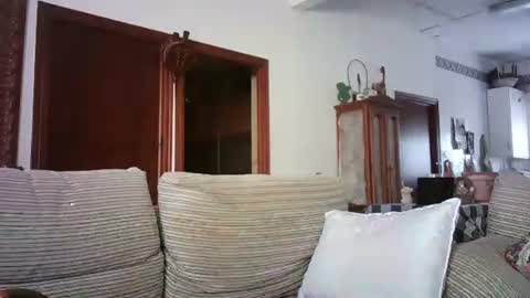 Snapshot of lolahueso chatting on February 24, 9:21 am LOLA HUESO y ERIC online show from February 24, 9:21 am