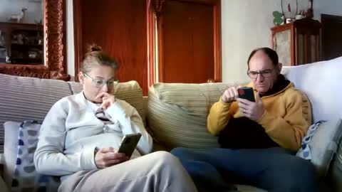 Snapshot of lolahueso chatting on February 14, 3:15 pm LOLA HUESO y ERIC online show from February 14, 3:15 pm