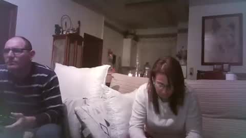 Snapshot of lolahueso chatting on February 20, 6:57 pm LOLA HUESO y ERIC online show from February 20, 6:57 pm