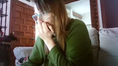 Snapshot of lolahueso chatting on February 26, 4:27 pm LOLA HUESO y ERIC online show from February 26, 4:27 pm