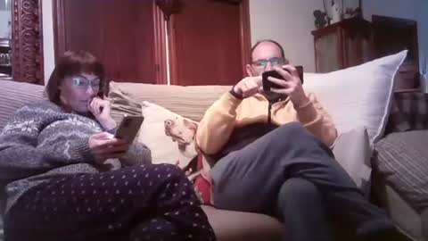 Snapshot of lolahueso chatting on March 4, 4:41 pm LOLA HUESO y ERIC online show from March 4, 4:41 pm