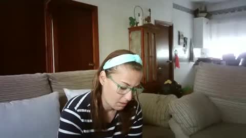 Snapshot of lolahueso chatting on March 7, 9:18 am LOLA HUESO y ERIC online show from March 7, 9:18 am