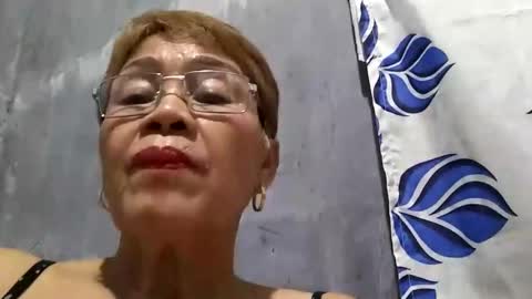 tey online show from February 6, 11:15 pm