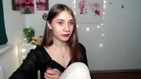 lolla_mermaid online show from September 16, 1:57 pm