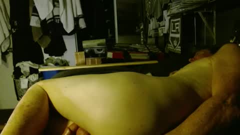 lookwhaticand0 online show from February 3, 3:49 pm