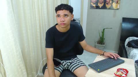 jamess online show from September 18, 5:28 pm