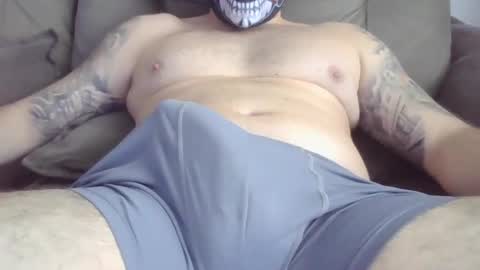 lordvikingg85 online show from December 20, 1:43 pm