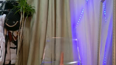 Amelia online show from March 10, 11:16 pm