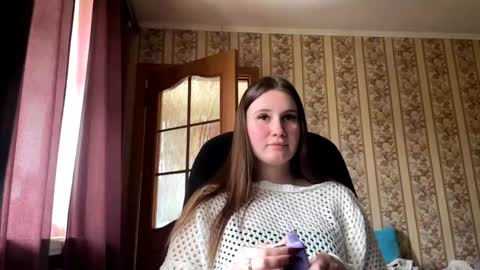 Maya online show from September 22, 7:34 am