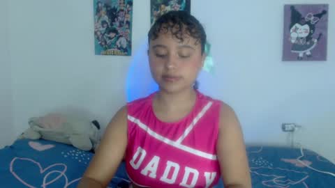 lou_cuteee online show from January 19, 10:06 pm