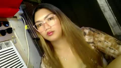 Snapshot of louheart chatting on January 8, 6:52 pm Sweet online show from January 8, 6:52 pm
