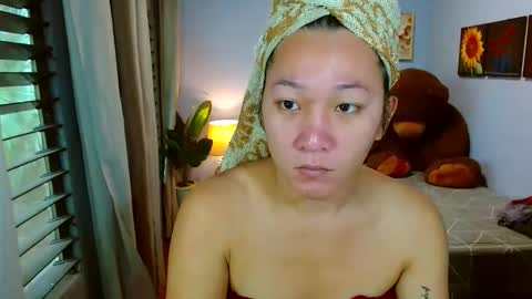 Snapshot of louie_sexy chatting on September 11, 3:30 am Cathy online show from September 11, 3:30 am