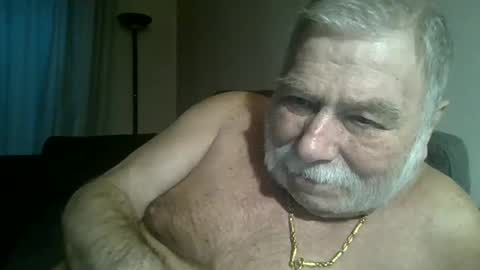 louis_chokdee online show from January 2, 4:02 pm