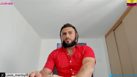 Snapshot of louis_marley_ chatting on January 23, 8:45 pm louis_marley_ online show from January 23, 8:45 pm