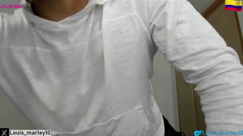 Snapshot of louis_marley_ chatting on January 24, 2:49 am louis_marley_ online show from January 24, 2:49 am