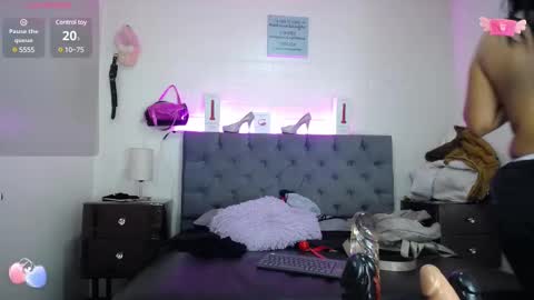  LouIse  online show from February 19, 11:49 am
