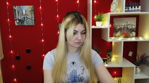 Alexya online show from January 27, 7:35 pm