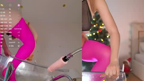 Snapshot of lovebabyblush chatting on December 17, 6:09 pm Shynie online show from December 17, 6:09 pm