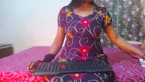 Snapshot of lovefunnitya chatting on March 6, 7:36 am Divya online show from March 6, 7:36 am