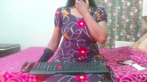 Snapshot of lovefunnitya chatting on February 9, 8:54 am Divya online show from February 9, 8:54 am