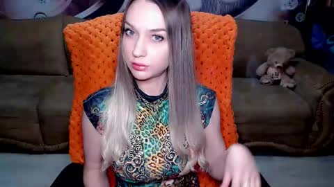 private open online show from March 5, 10:11 am