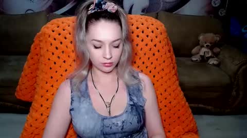 private open online show from January 3, 1:13 pm