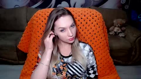 private open online show from January 6, 2:58 pm