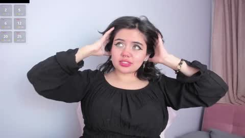 Snapshot of lovely_paris_01 chatting on January 26, 6:28 am Paris Rose online show from January 26, 6:28 am