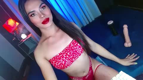 Snapshot of lovelymiss_shyna11 chatting on February 25, 11:10 am lovelymiss_shyna11 online show from February 25, 11:10 am