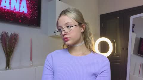 Snapshot of lovendy chatting on January 25, 12:58 pm NTMY IM LANA online show from January 25, 12:58 pm
