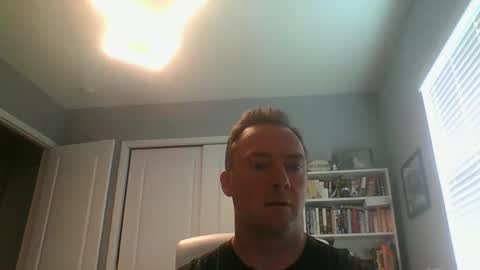 lovethewomen10 online show from February 25, 4:14 pm