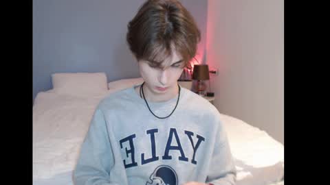 Snapshot of lucacharm chatting on December 21, 1:58 am lucacharm online show from December 21, 1:58 am